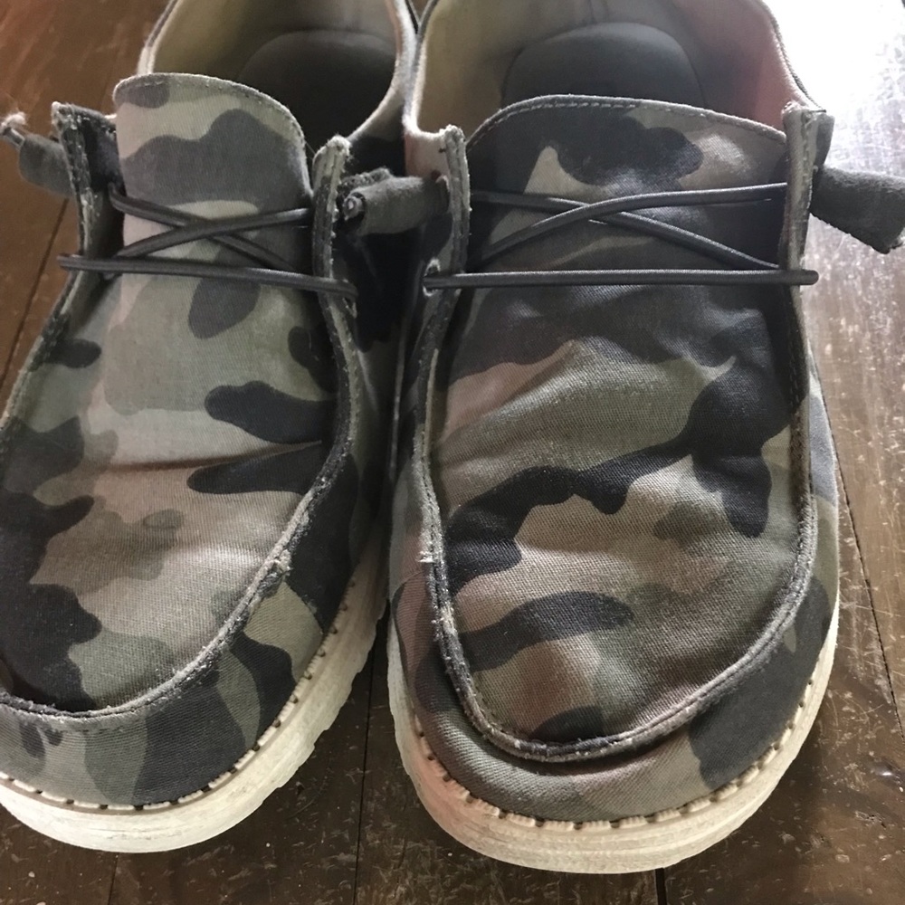 Camo Hey dudes